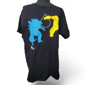 Godzilla King Kong The New Empire Movie T-Shirt Large American Red Cross Limited